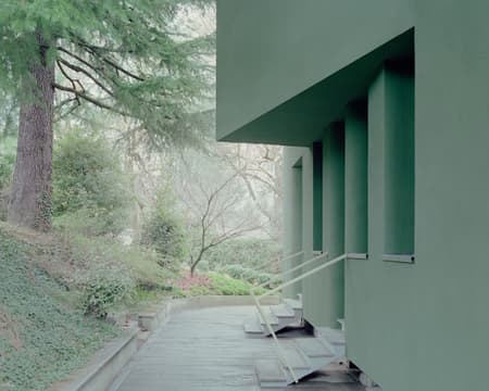 Twisted House